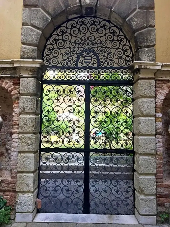 La Chambre DElla