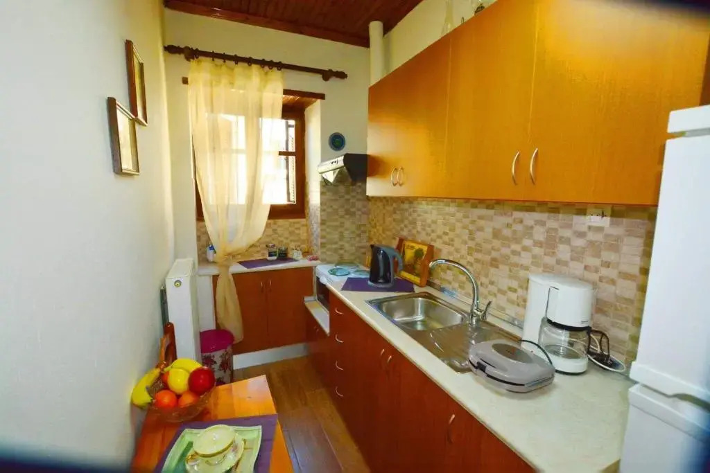 Eveline House