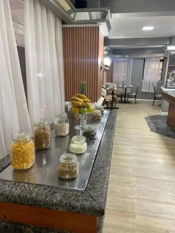 Fast 10 City Hotel