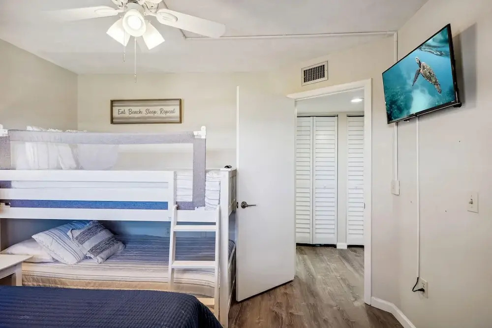 Bayshore Yacht & Tennis 409 - Premier