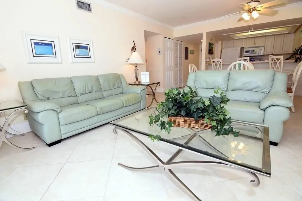 Sundial J208- Large Two Bedroom Condo on Sanibel! Condo