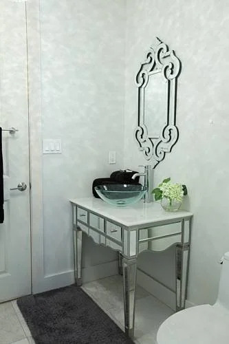 Lxure Brooklyn Suites