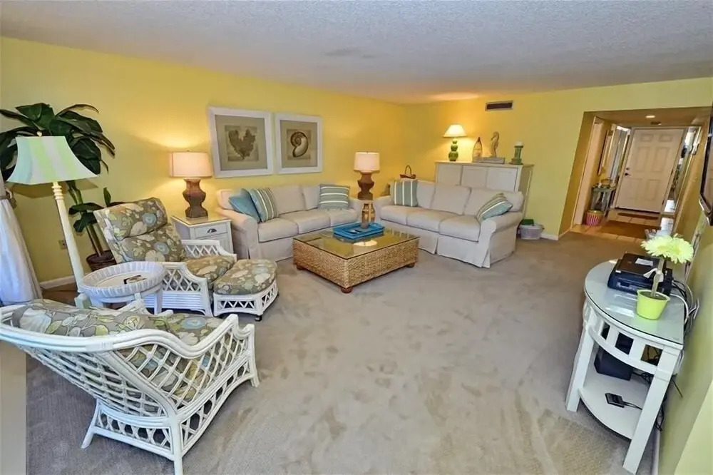 Sea Oats 222 2 Bedroom Condo by RedAwning