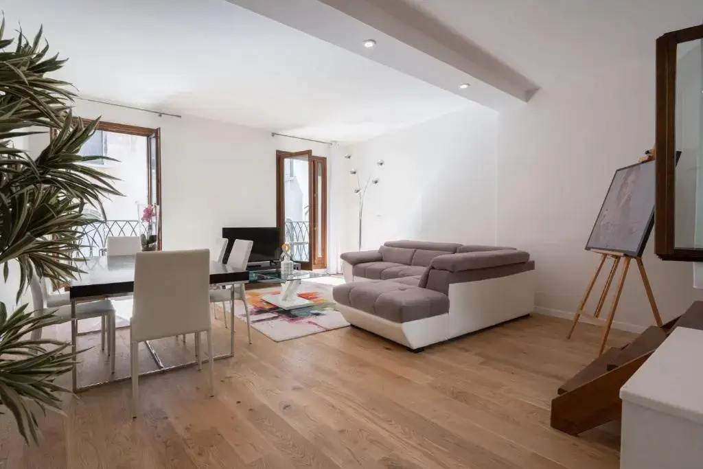 San Marco Prestige with Terrace by Wonderful Italy