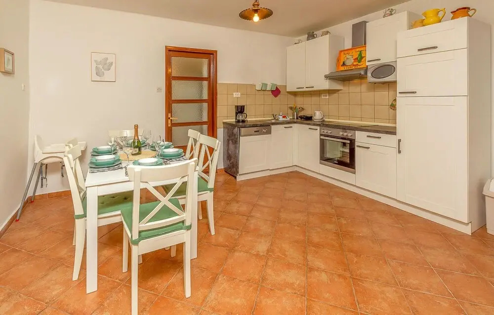 Beautiful Home in Nedescina With Wifi and 2 Bedrooms