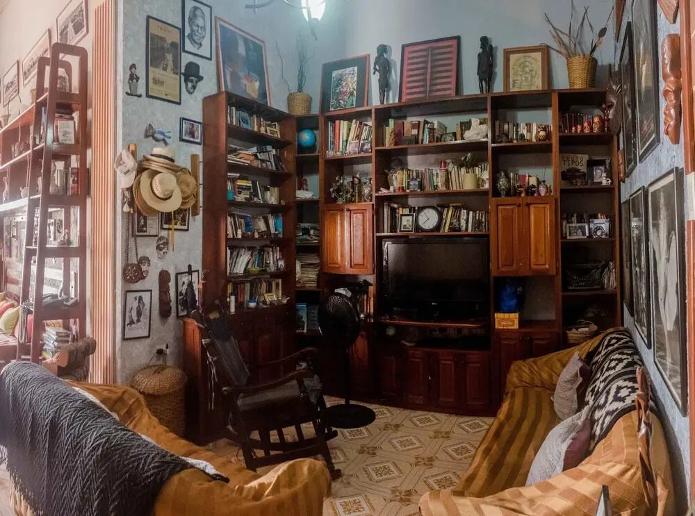 Hostal Peregrino Consulado