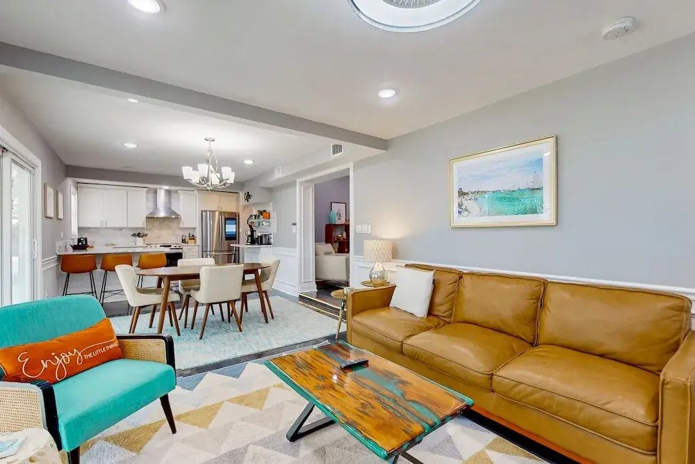 Spacious Dog-friendly House Near Beaches, Historic Downtown W/beach Access