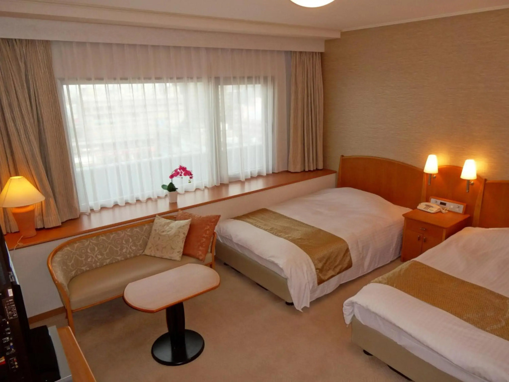 Kobe Luminous Hotel