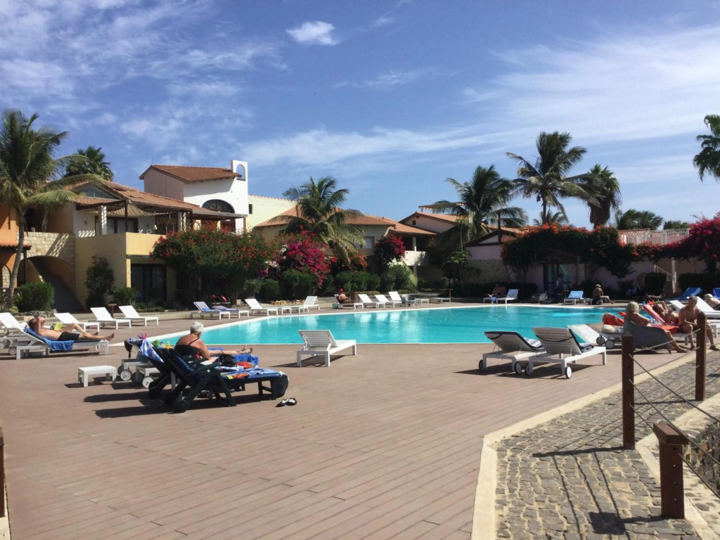 Apt14 Porto Antigo 1 with Pool and Beach views