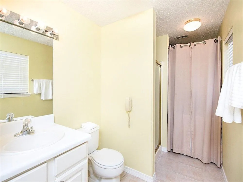 28561 Canal Rd Condo by RedAwning