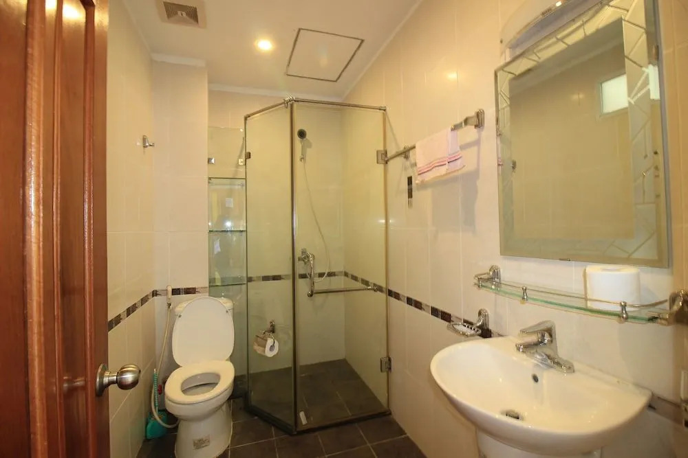 Mirr Homestay Hanoi