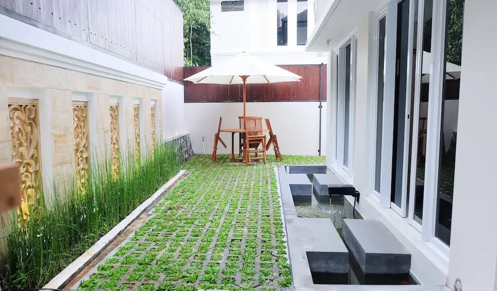 Villa Syariah Grand Bale with Private Pool by Simply Homy