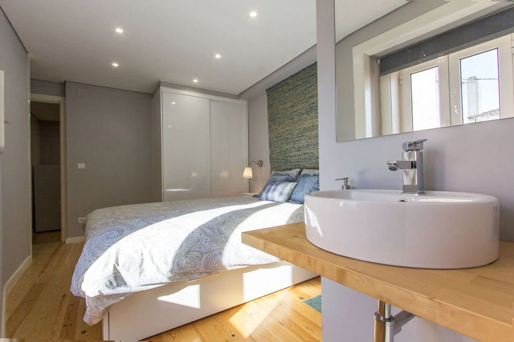 Room Atalaia - Bairro Alto