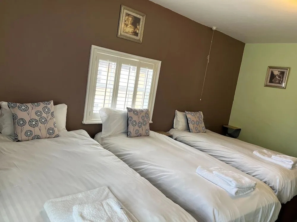 The Crown Hotel Southwell
