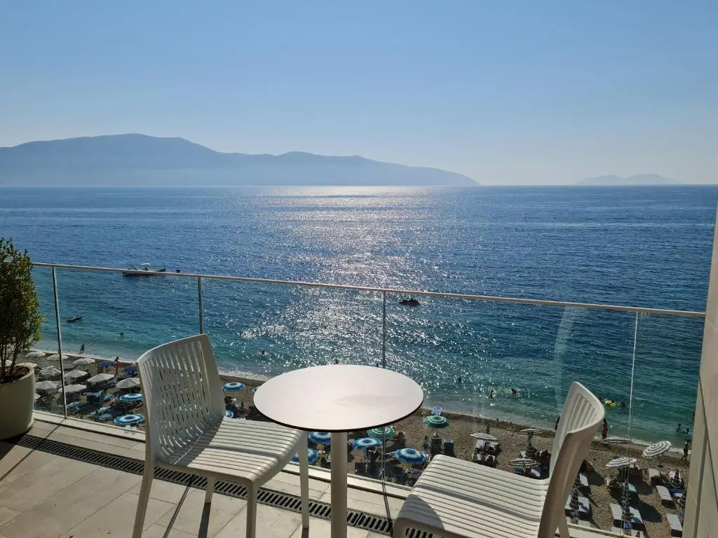 Hotel Aross