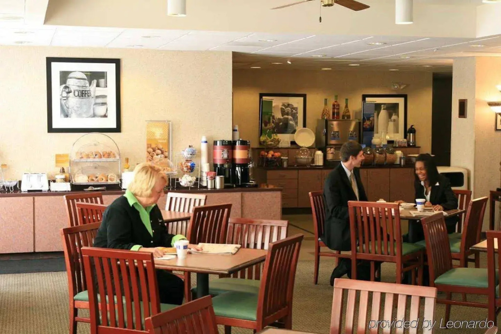 Hampton Inn Kansas City/Shawnee Mission
