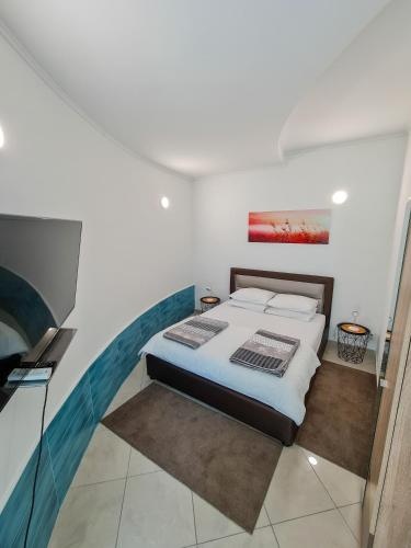 Apartments Jela