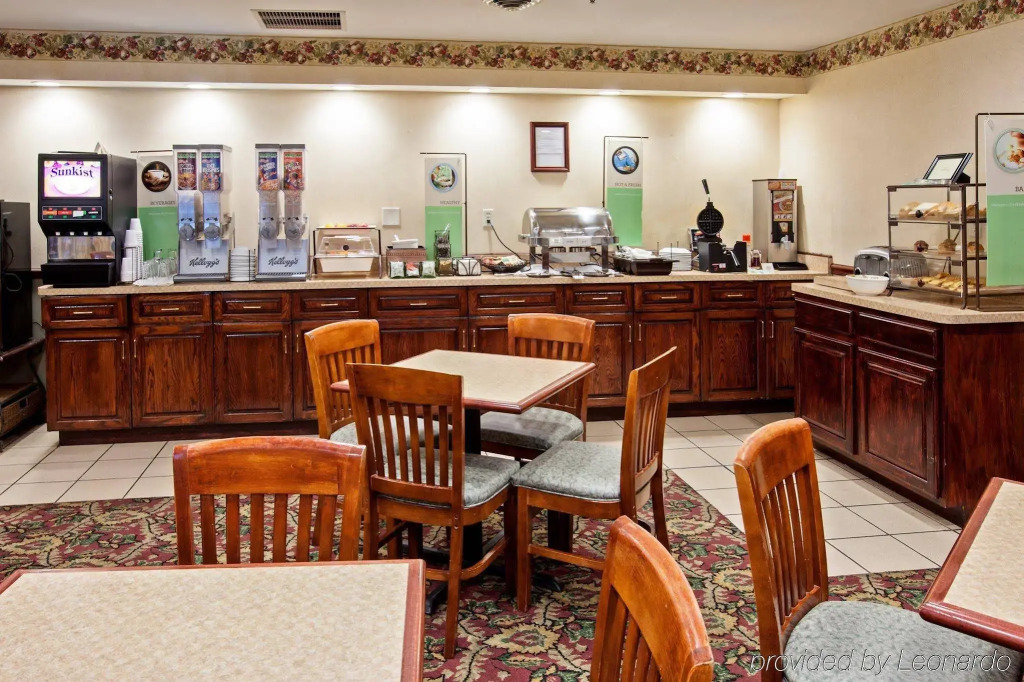 Best Western Fort Wayne Inn & Suites North