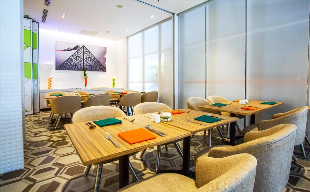 HARRIS Hotel and Conventions Kelapa Gading Jakarta