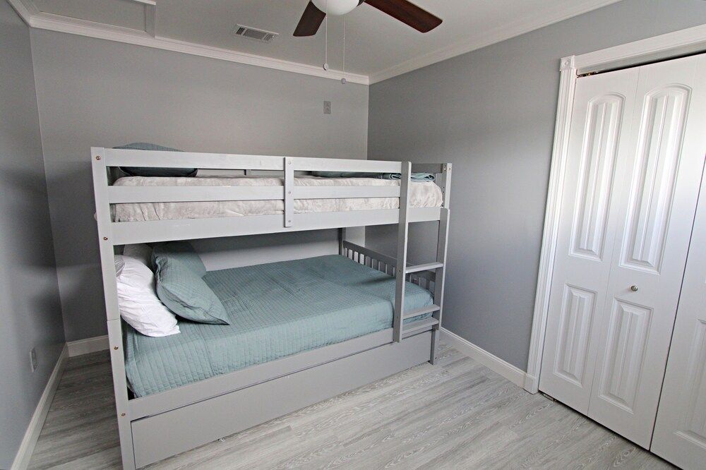 Sand In My Boots 3 Bedroom Home by Redawning