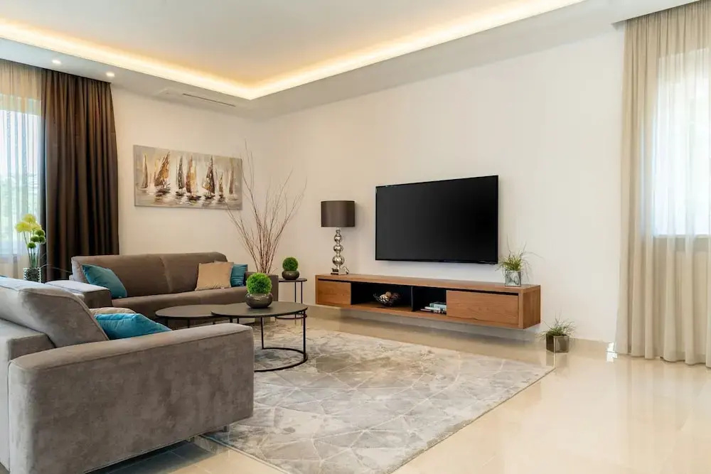 Luxurious Villa in Drenje