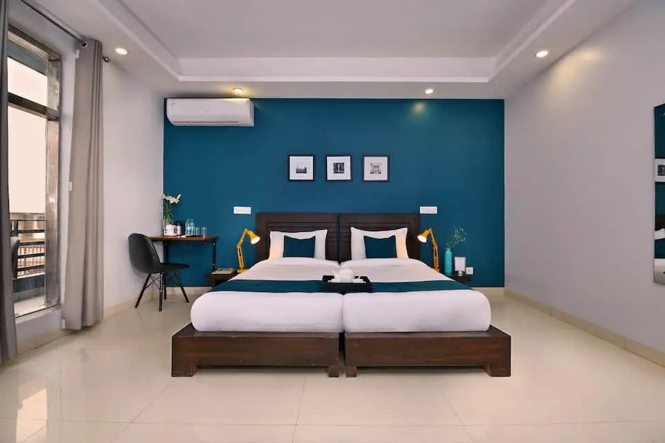 Silverkey Medanta Sec 38 By OYO Rooms