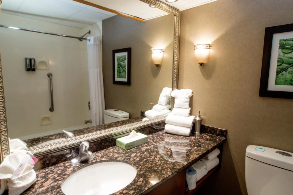 Greenstay Hotel & Suites