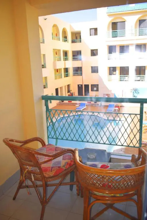 Jewels La Perla Hotel