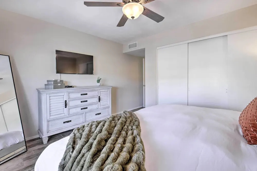 Stunning Sun Lakes Retreat < 1 Mi to Golfing!