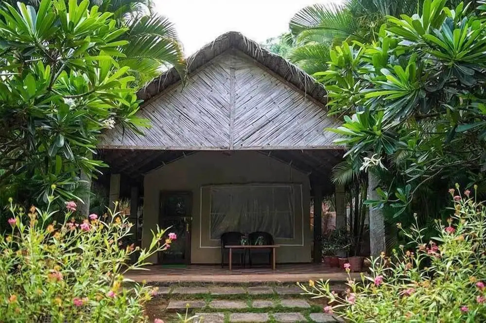 Sai Vishram Beach Resort Byndoor