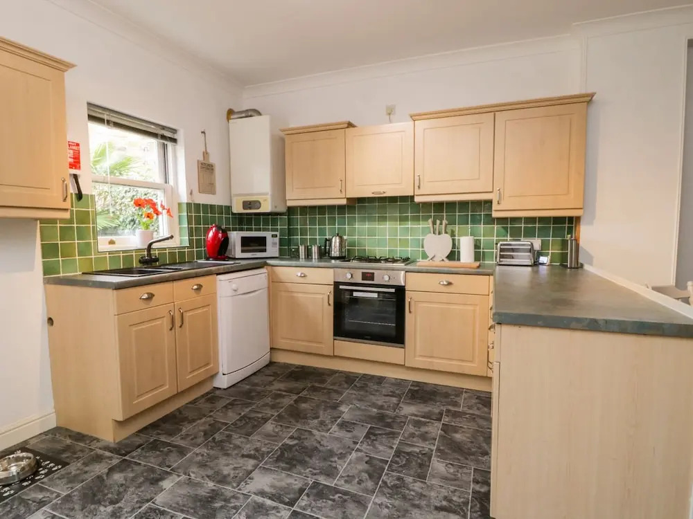 2 West View, Richmond