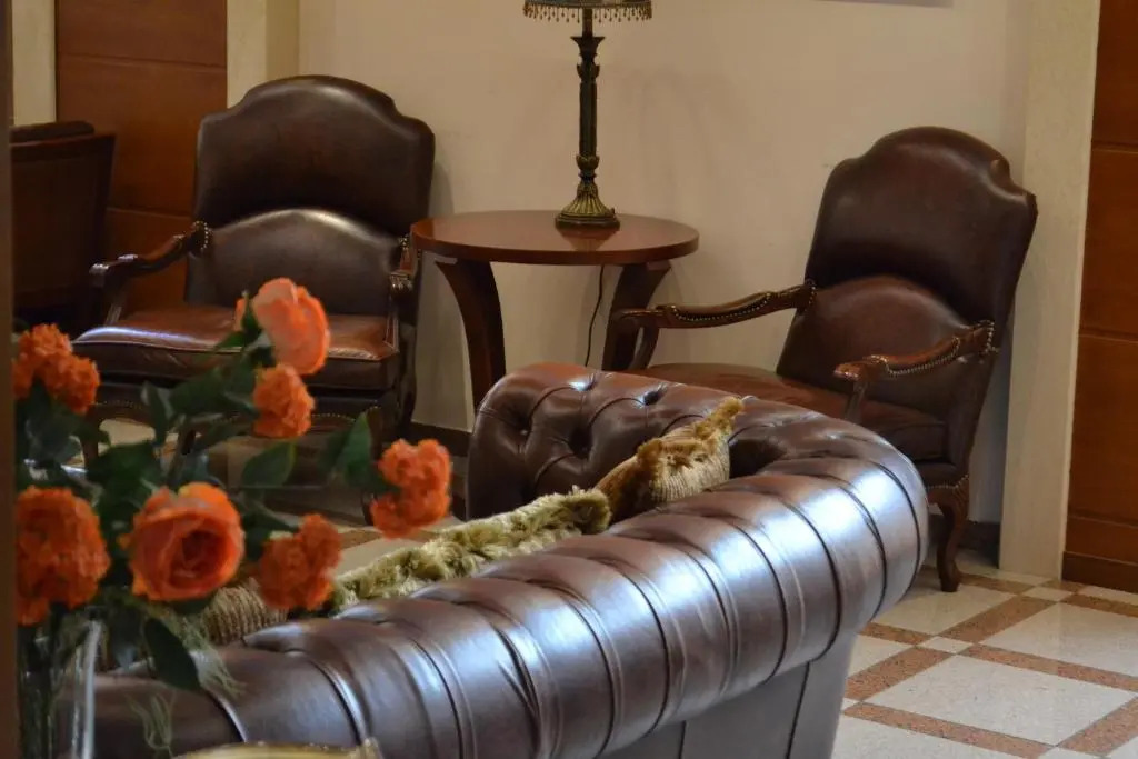 Elena Hotel