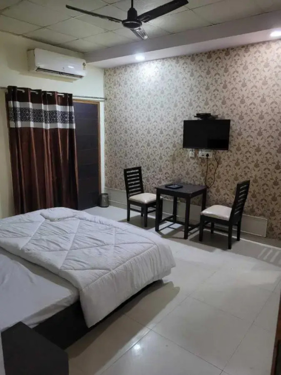 POP 70075 Hotel Nestinn