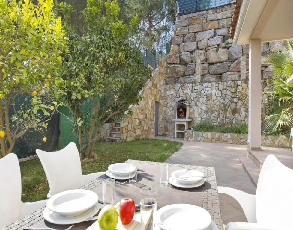 Villa in Costa Brava Near Cala Canyelles Beach