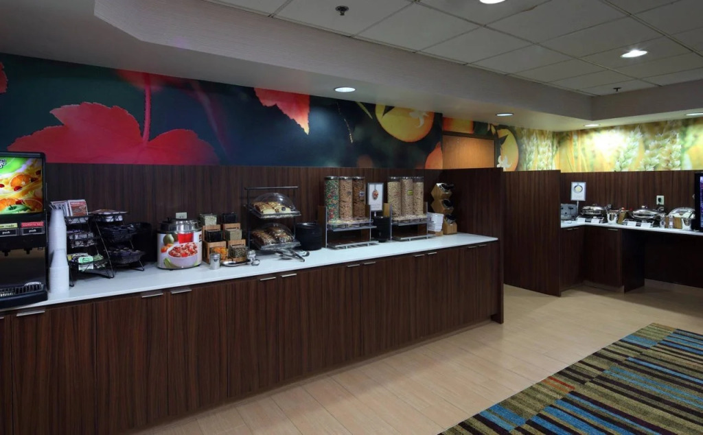 SpringHill Suites by Marriott Newark International Airport