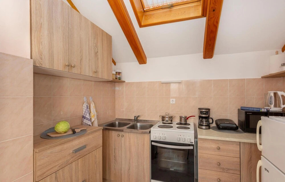Awesome Apartment in Matulji With Wifi and 1 Bedrooms
