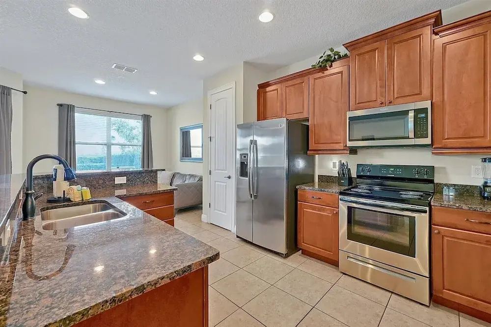 261 Lasso Drive 6bed