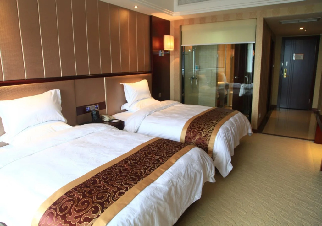 Baihai Holiday Inn