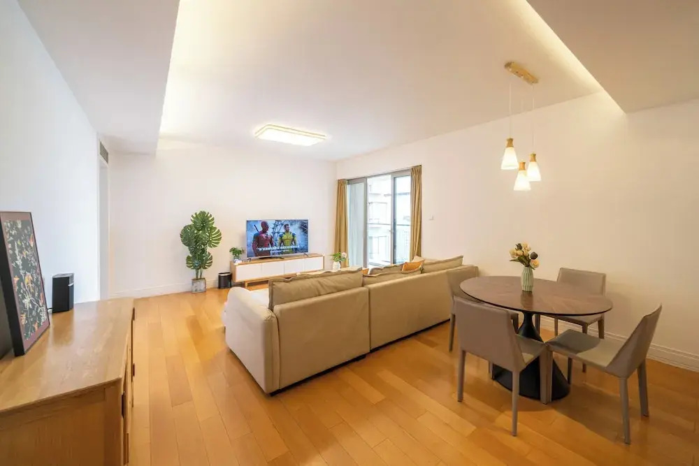 Tyms 3BR 2BA Apt near Xujiahui Metro