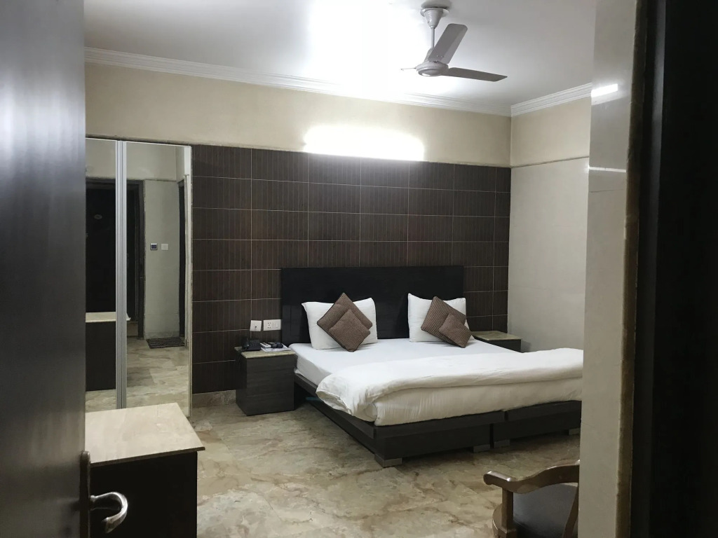 Hotel Singh Palace