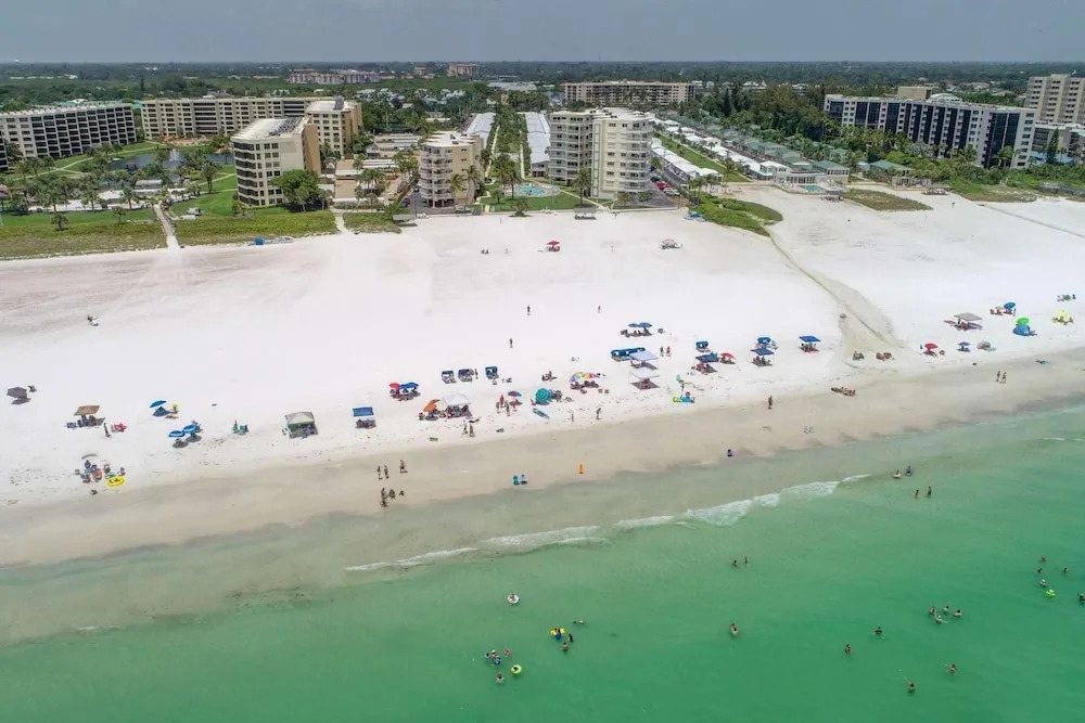 Jamaica Royale Beach View Towers By Beachside Management