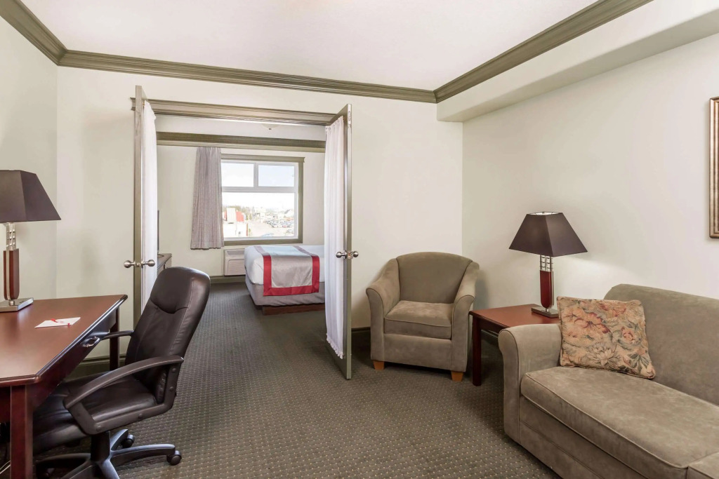 Ramada by Wyndham Hinton