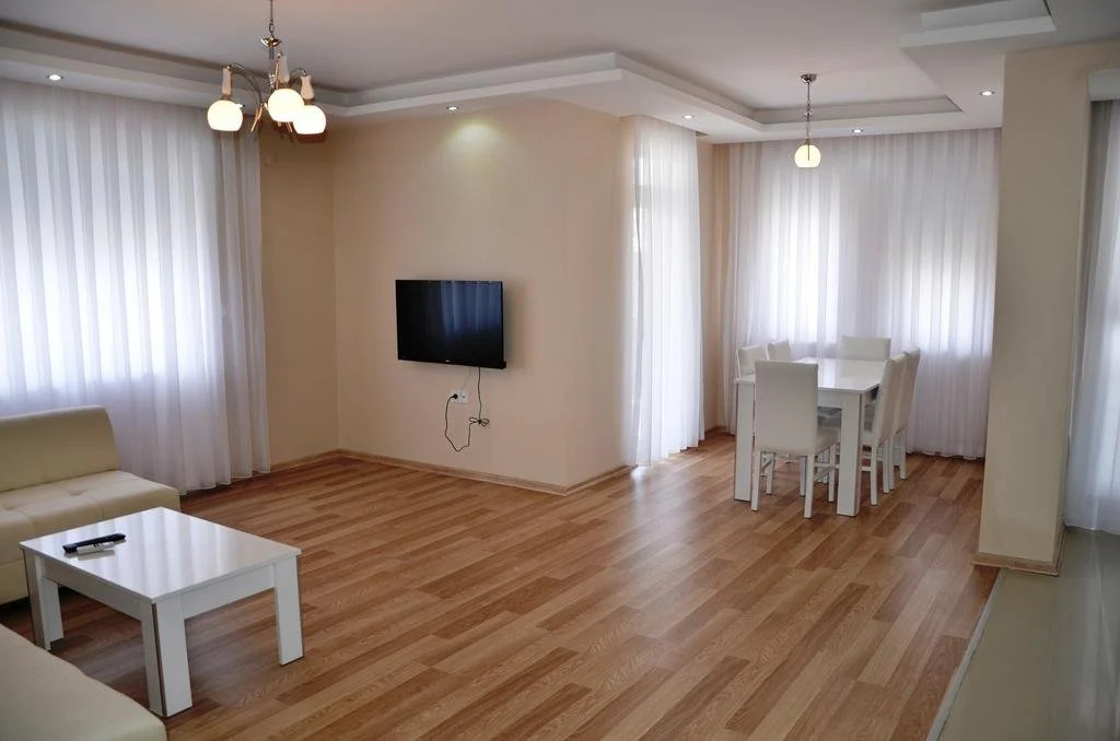 Yakut Residence