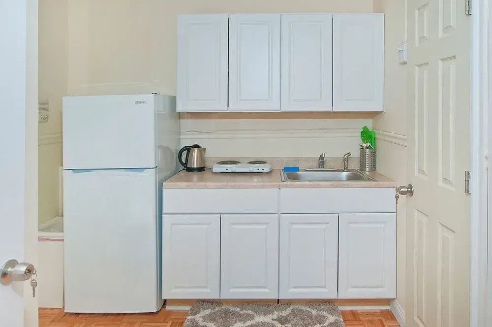 2 Bedroom Apt Midtown East 28 Street