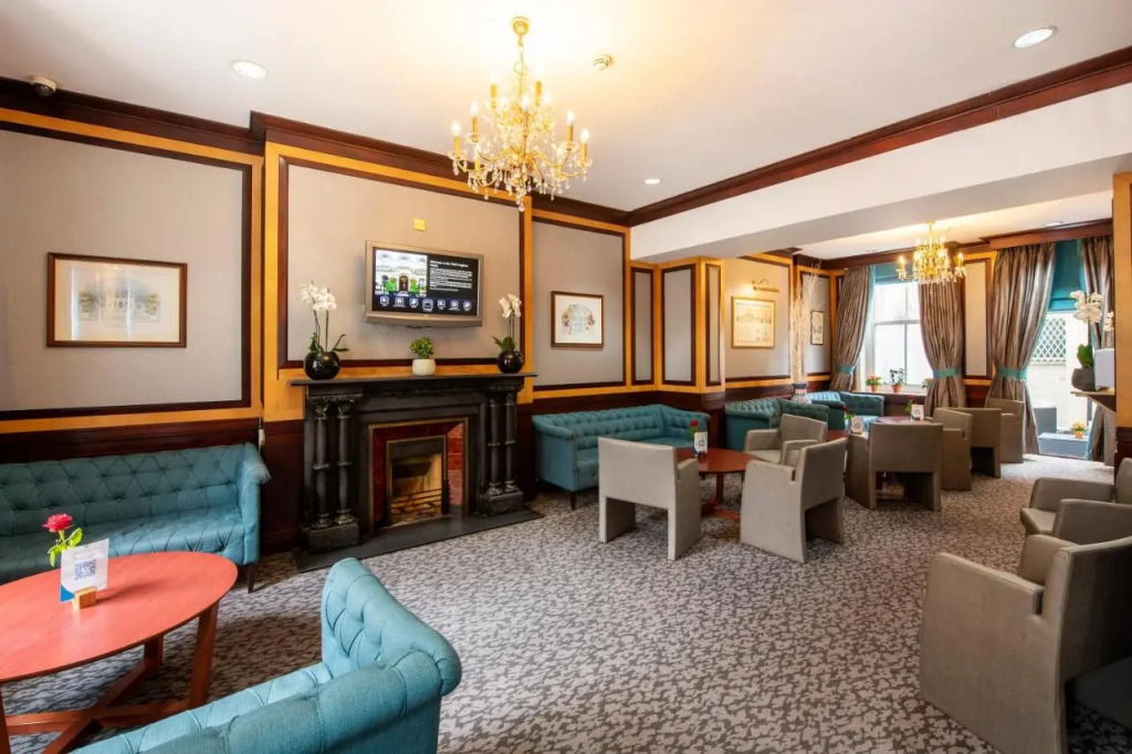 Gem Langham Court Hotel