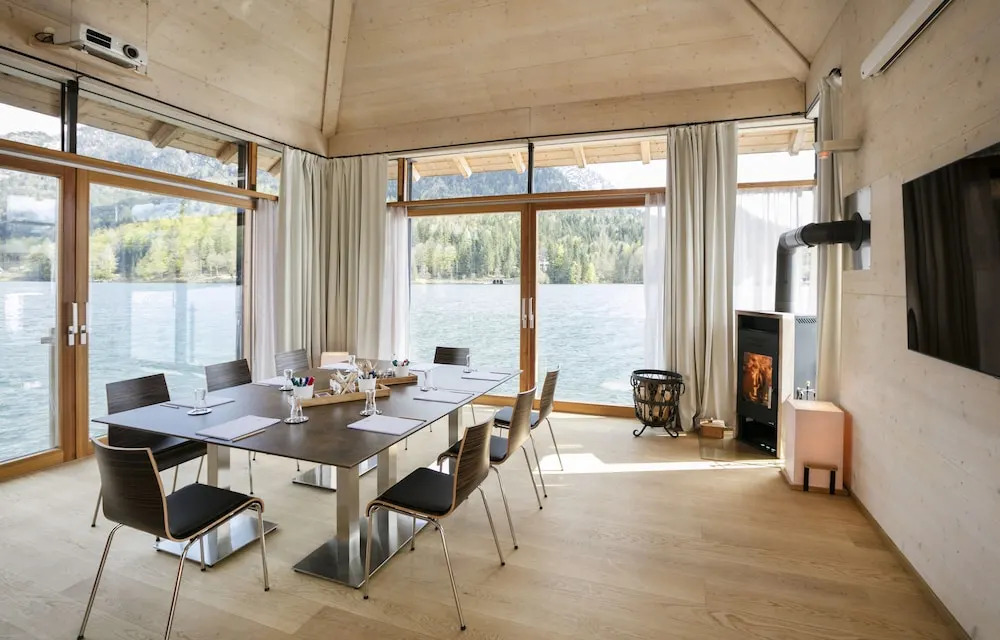 TAUROA Seehotel Grundlsee
