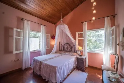 Riza Stone Cottage
