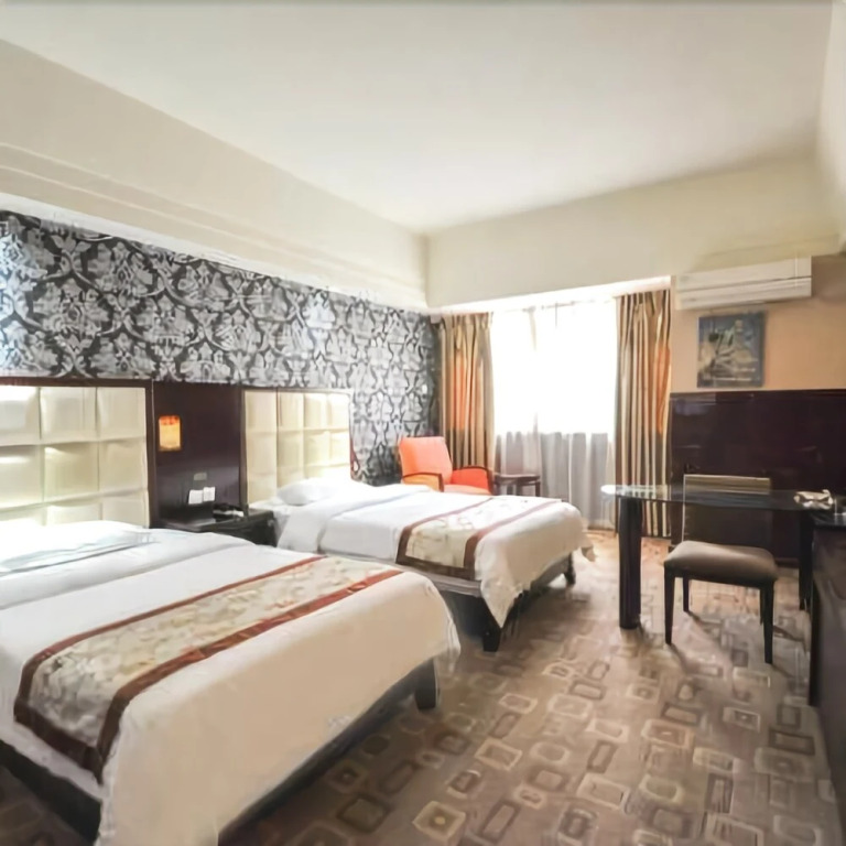 Cozy City Hotel