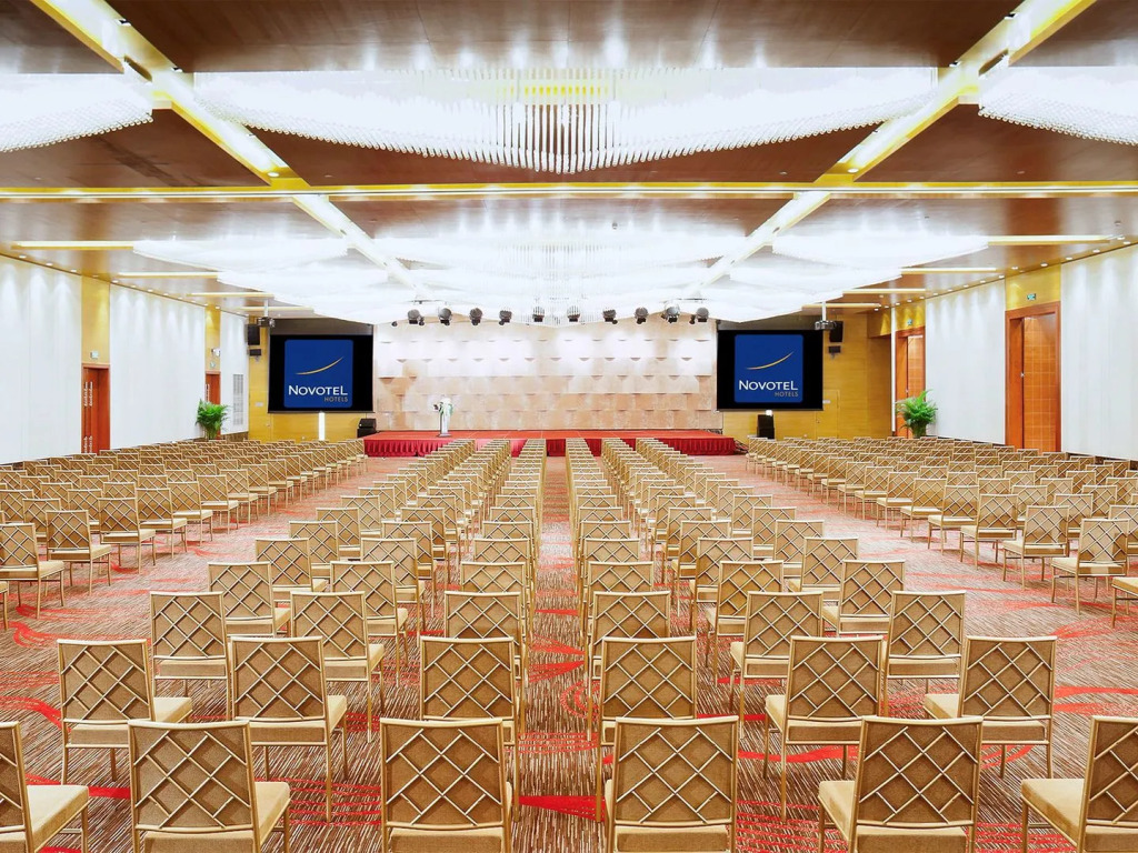 Novotel Nanjing East Suning
