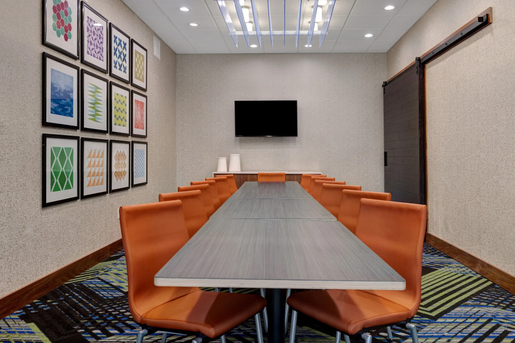 Holiday Inn Express & Suites - Grand Rapids South - Wyoming by IHG